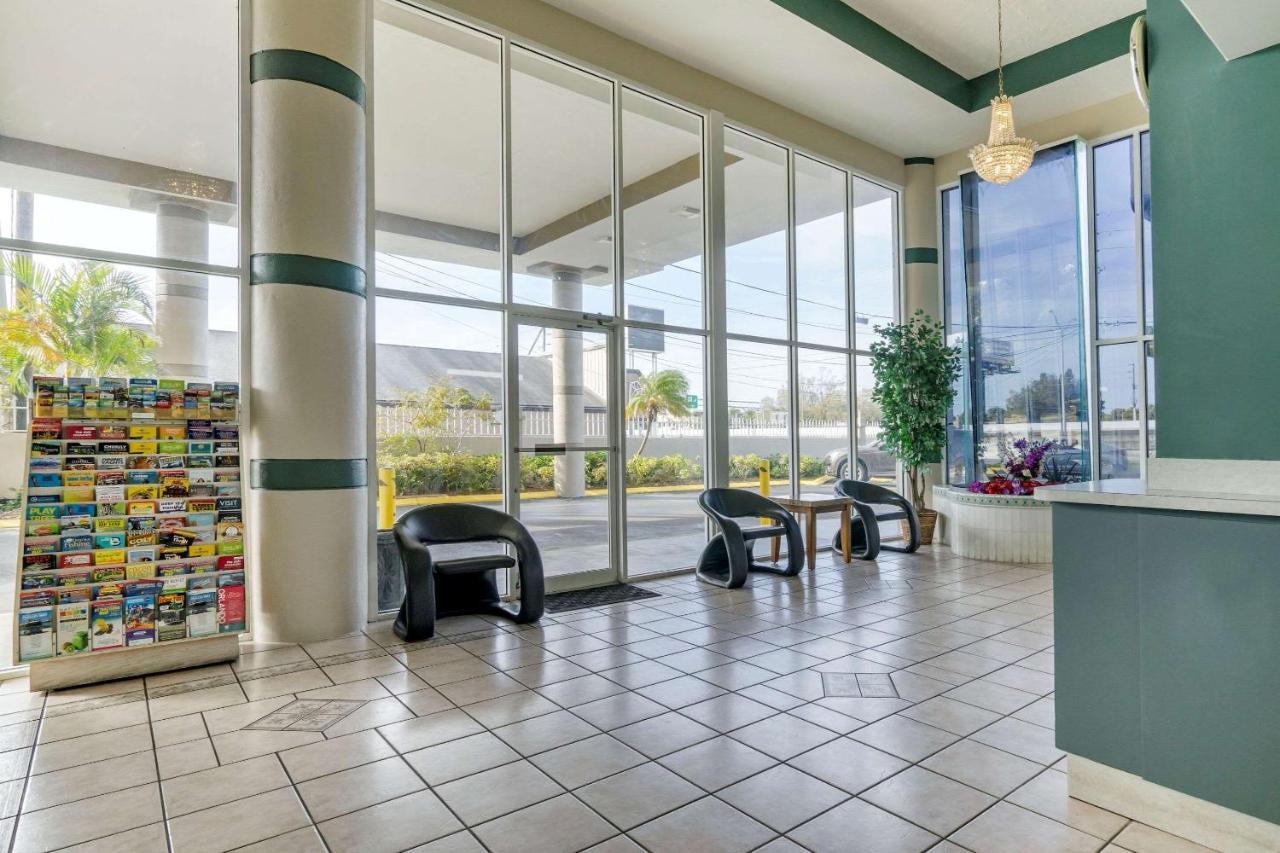 Rodeway Inn Clearwater-Largo Екстериор снимка