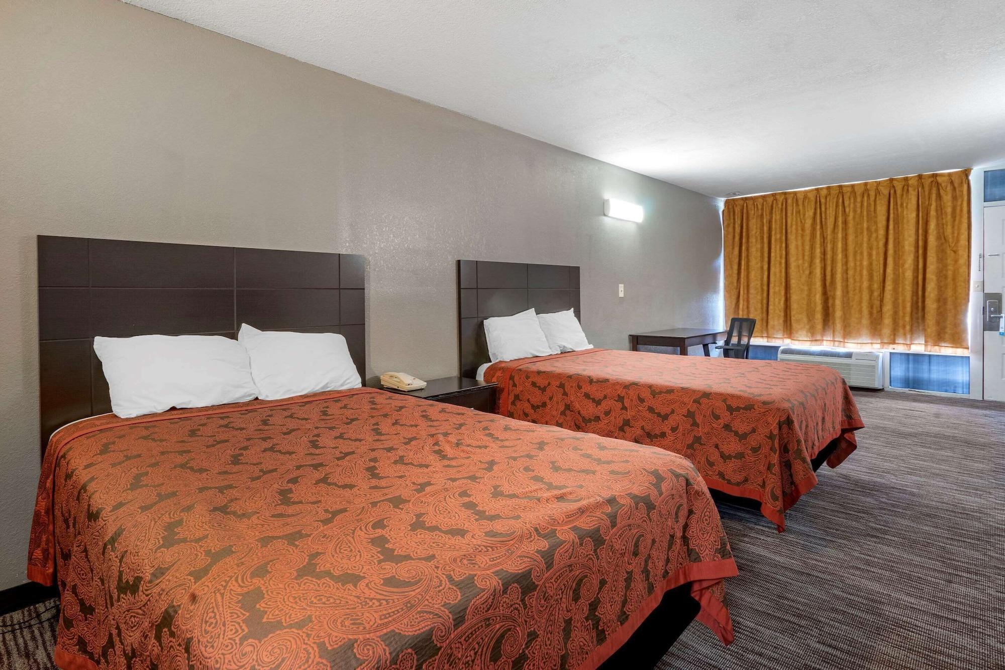 Rodeway Inn Clearwater-Largo Екстериор снимка