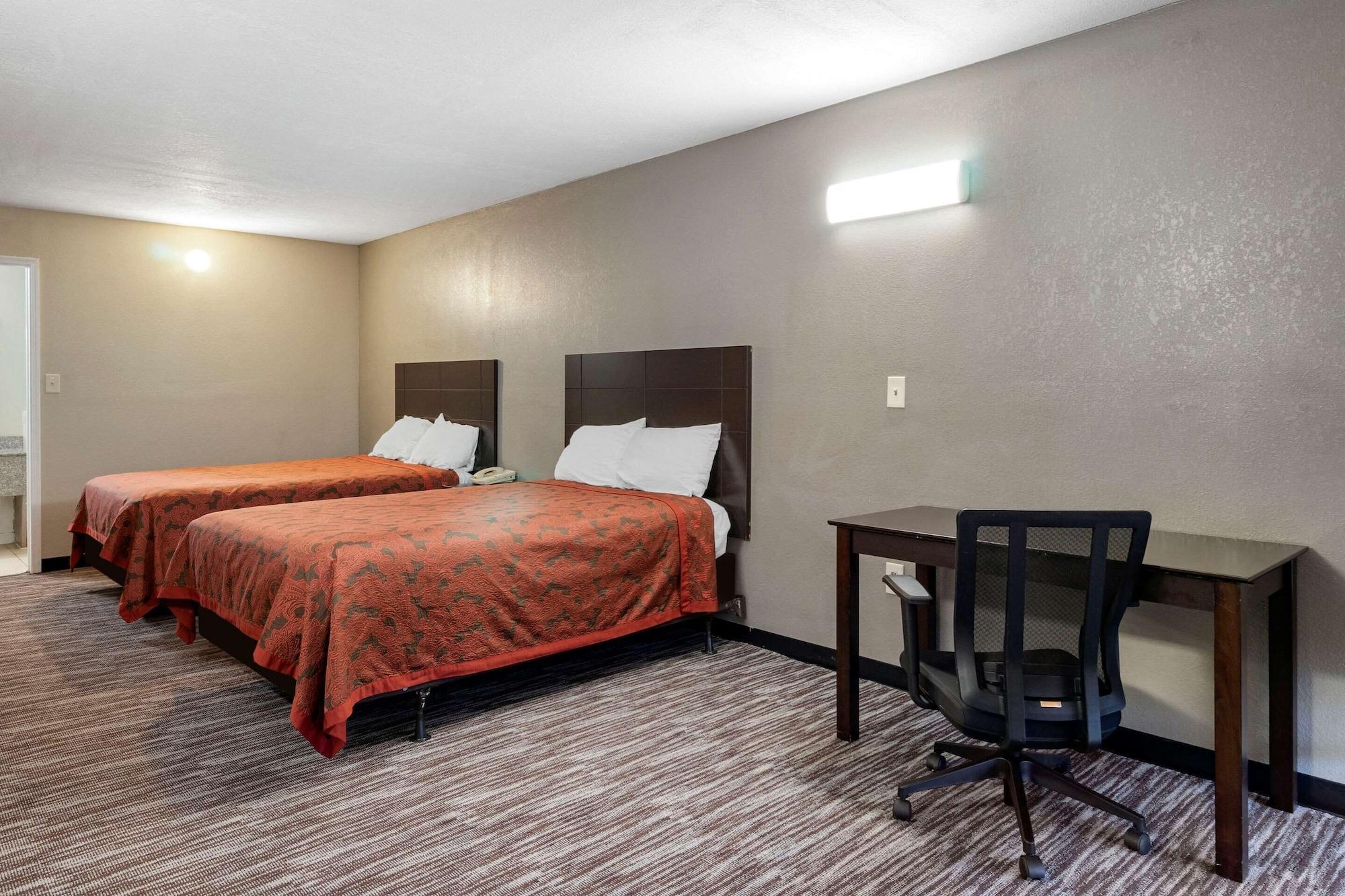 Rodeway Inn Clearwater-Largo Екстериор снимка