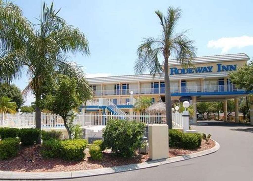 Rodeway Inn Clearwater-Largo Екстериор снимка